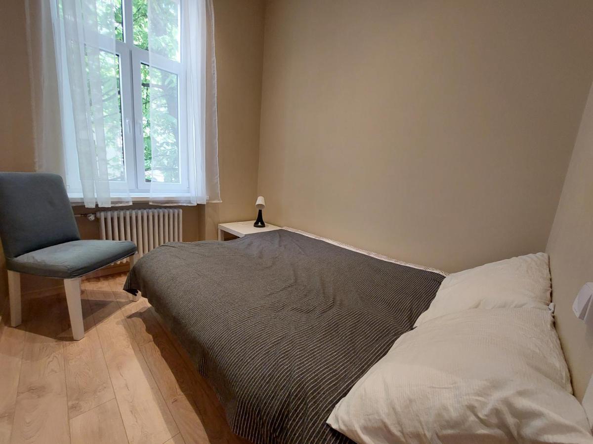 Cosy One Seperate Bedroom Apartment In City Center, Perfect For Family Trip. Рига Экстерьер фото