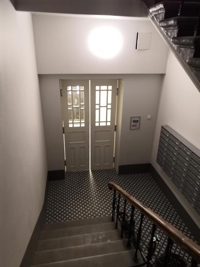 Cosy One Seperate Bedroom Apartment In City Center, Perfect For Family Trip. Рига Экстерьер фото